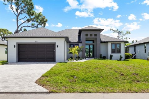 House in Rotonda, Florida 4 bedrooms, 231.05 sq.m. № 2152065 - photo 3