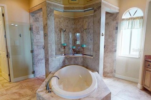 Villa ou maison à vendre à Port Charlotte, Floride: 6 chambres, 443.79 m2 № 2413692 - photo 26