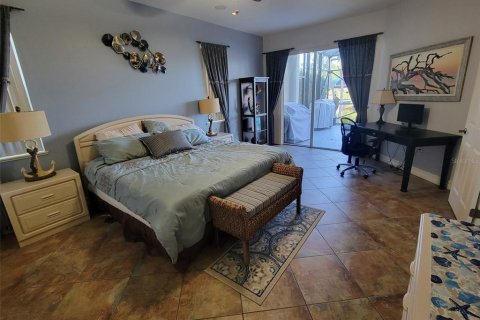 Villa ou maison à vendre à Port Charlotte, Floride: 6 chambres, 443.79 m2 № 2413692 - photo 13