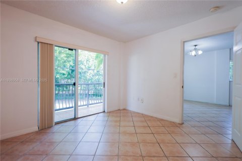 Condo in Miami, Florida, 1 bedroom № 1994165 - photo 24