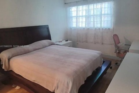 Купить кондоминиум в Хайалиа, Флорида 2 спальни, 70.61м2, № 2048330 - фото 6