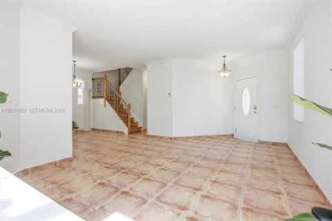 Villa ou maison à vendre à Pembroke Pines, Floride: 4 chambres, 166.11 m2 № 2084818 - photo 11