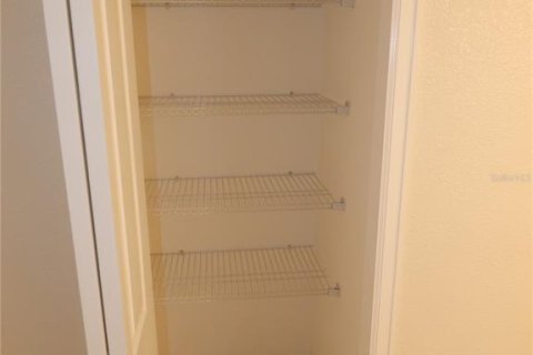 Снять в аренду таунхаус в Киссимми, Флорида 11 комнат, 169.83м2, № 1781084 - фото 9