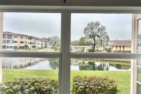 Condo in Lauderdale Lakes, Florida, 1 bedroom  № 1703290 - photo 26