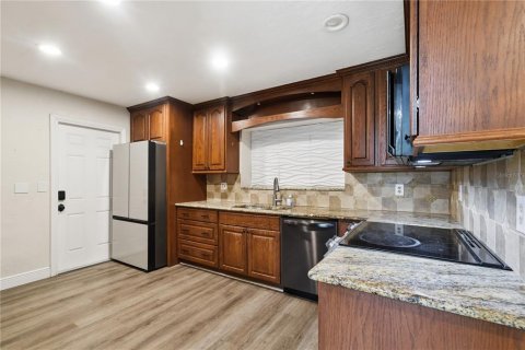 Casa en venta en Winter Springs, Florida, 4 dormitorios, 199.74 m2 № 2152306 - foto 15