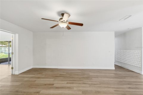 Casa en venta en Winter Springs, Florida, 4 dormitorios, 199.74 m2 № 2152306 - foto 14