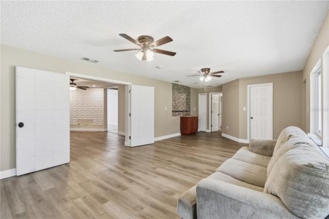 Casa en venta en Winter Springs, Florida, 4 dormitorios, 199.74 m2 № 2152306 - foto 21