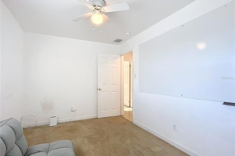 House in Daytona Beach, Florida 3 bedrooms, 104.79 sq.m. № 1524844 - photo 12