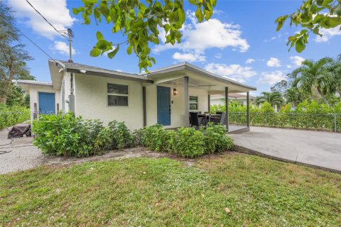 House in Jupiter, Florida 3 bedrooms, 98.85 sq.m. № 2047116 - photo 14