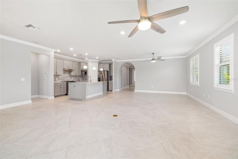 Casa en venta en Bradenton, Florida, 2 dormitorios, 185.8 m2 № 1909094 - foto 13