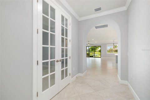 Casa en venta en Bradenton, Florida, 2 dormitorios, 185.8 m2 № 1909094 - foto 5
