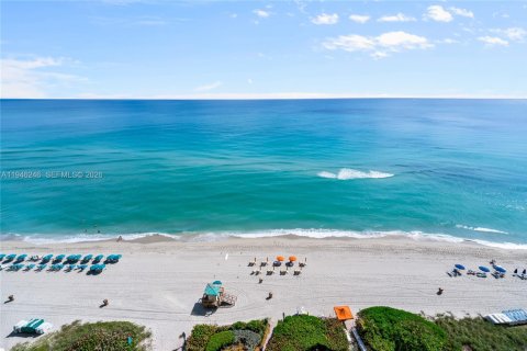 Condo in Sunny Isles Beach, Florida, 3 bedrooms  № 2169191 - photo 16