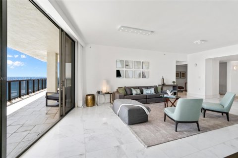 Condo in Sunny Isles Beach, Florida, 3 bedrooms  № 2169191 - photo 26
