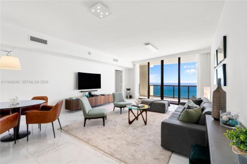 Condo in Sunny Isles Beach, Florida, 3 bedrooms  № 2169191 - photo 29