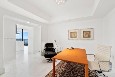 Condo in Sunny Isles Beach, Florida, 3 bedrooms  № 2169191 - photo 5