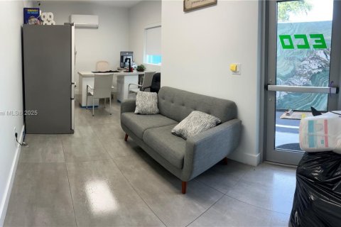 Купить коммерческую недвижимость в Хайалиа, Флорида № 2037260 - фото 7