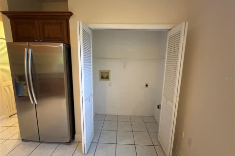 Casa en venta en Lake Mary, Florida, 3 dormitorios, 193.33 m2 № 1832786 - foto 9