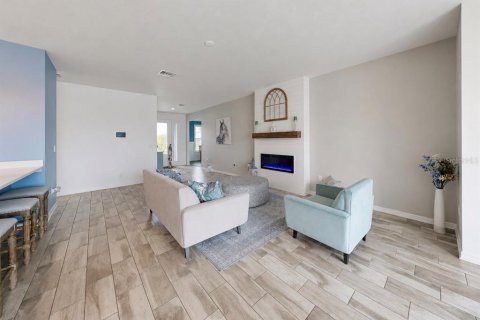 House in Palmetto, Florida 5 bedrooms, 270.81 sq.m. № 2156663 - photo 19