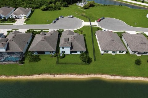 House in Palmetto, Florida 5 bedrooms, 270.81 sq.m. № 2156663 - photo 6