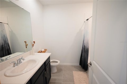 House in Apopka, Florida 4 bedrooms, 239.87 sq.m. № 1907383 - photo 30
