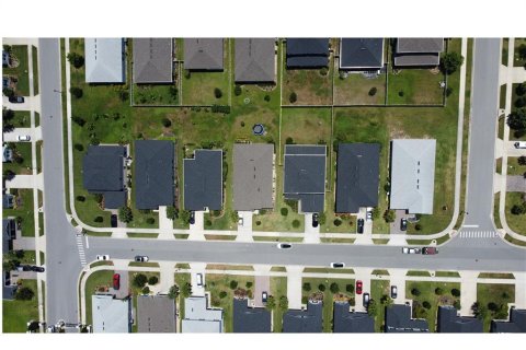 House in Apopka, Florida 4 bedrooms, 239.87 sq.m. № 1907383 - photo 2
