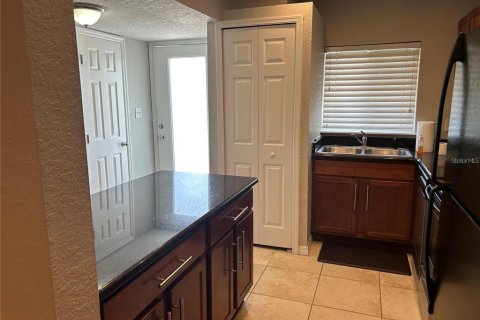 Condo in Orlando, Florida, 2 bedrooms  № 1812854 - photo 5