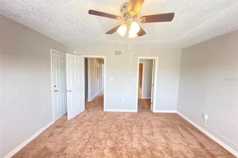 Condo in Orlando, Florida, 2 bedrooms  № 1812854 - photo 18