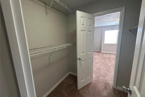 Condo in Orlando, Florida, 2 bedrooms  № 1812854 - photo 13