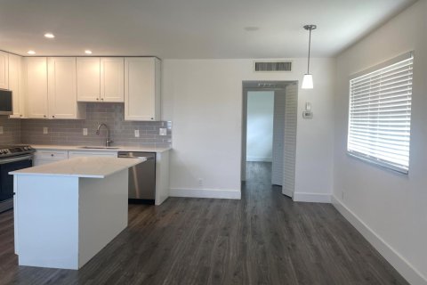 Condo in Delray Beach, Florida, 1 bedroom  № 2086811 - photo 2