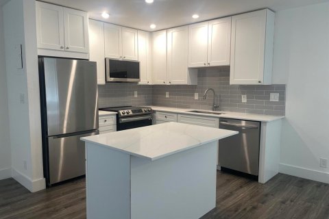 Condo in Delray Beach, Florida, 1 bedroom  № 2086811