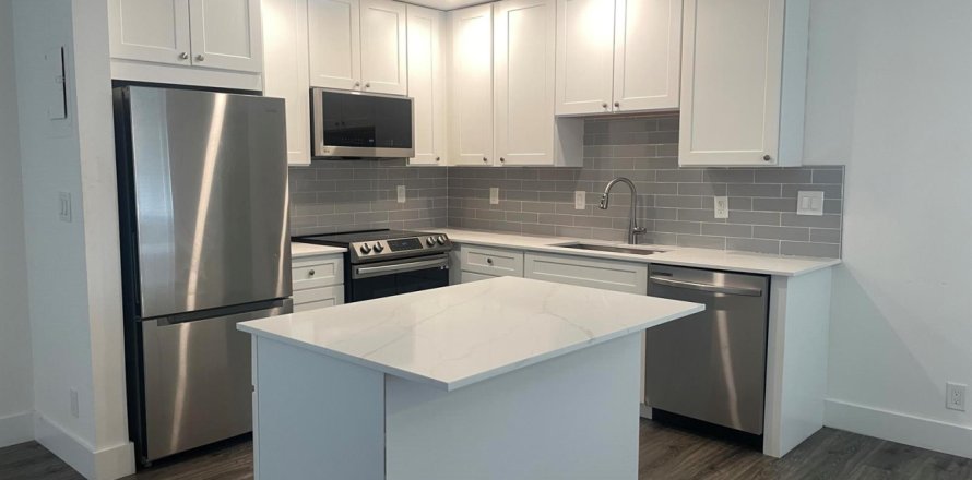 Condo in Delray Beach, Florida, 1 bedroom  № 2086811