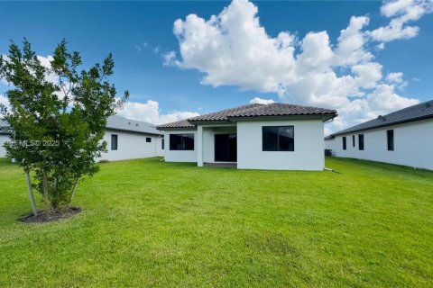 Villa ou maison à louer à Ave Maria, Floride: 3 chambres, 188.41 m2 № 1983546 - photo 20