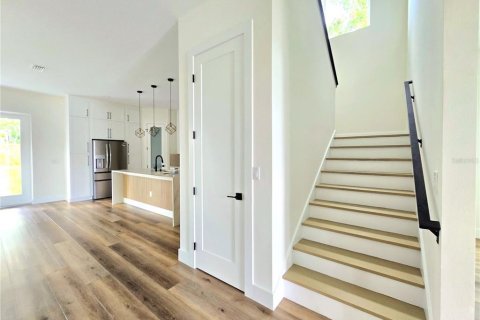 Casa en venta en Saint Petersburg, Florida, 4 dormitorios, 217.48 m2 № 2145427 - foto 16