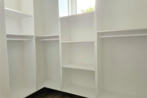 Casa en venta en Saint Petersburg, Florida, 4 dormitorios, 217.48 m2 № 2145427 - foto 28