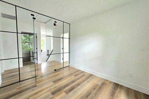 Casa en venta en Saint Petersburg, Florida, 4 dormitorios, 217.48 m2 № 2145427 - foto 20