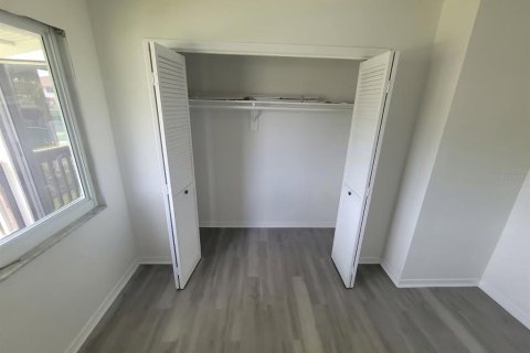 Condominio en alquiler en Punta Gorda, Florida, 2 dormitorios, 97.18 m2 № 1904443 - foto 13