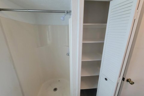 Condominio en alquiler en Punta Gorda, Florida, 2 dormitorios, 97.18 m2 № 1904443 - foto 9