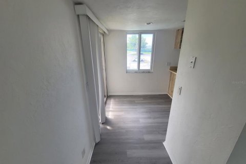 Condominio en alquiler en Punta Gorda, Florida, 2 dormitorios, 97.18 m2 № 1904443 - foto 18