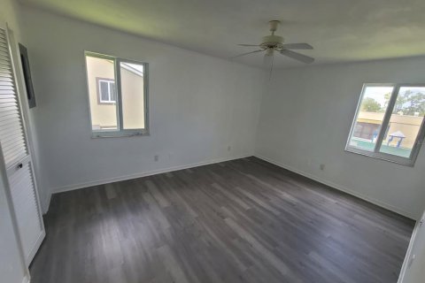 Condominio en alquiler en Punta Gorda, Florida, 2 dormitorios, 97.18 m2 № 1904443 - foto 12