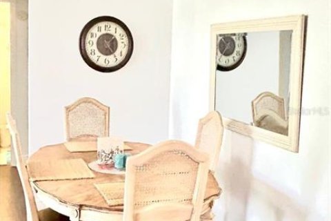 Condo in Port Charlotte, Florida, 2 bedrooms  № 2198908 - photo 5