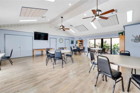 Condo in Port Charlotte, Florida, 2 bedrooms  № 2198908 - photo 21