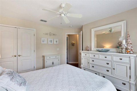 House in Land O' Lakes, Florida 3 bedrooms, 193.79 sq.m. № 1826274 - photo 12