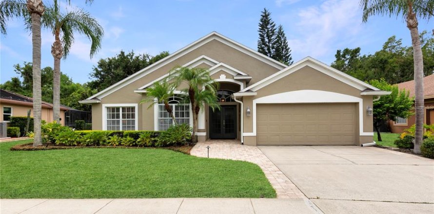 Casa en Land O' Lakes, Florida 3 dormitorios, 193.79 m2 № 1826274