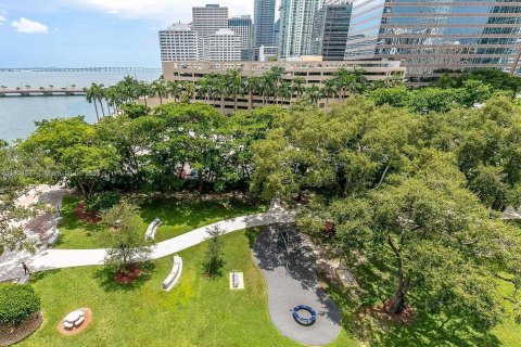 Condo in Miami, Florida, 2 bedrooms  № 1940156 - photo 27