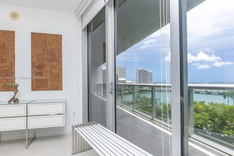 Copropriété à vendre à Miami, Floride: 2 chambres, 141.03 m2 № 1940156 - photo 11