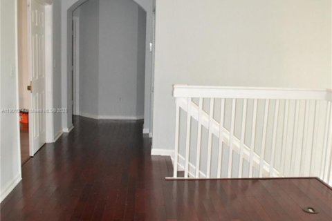 Casa en alquiler en Cutler Bay, Florida, 5 dormitorios, 266.54 m2 № 2059800 - foto 22