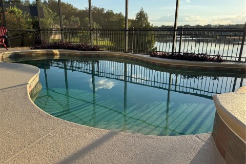 House in Longwood, Florida 4 bedrooms, 288.37 sq.m. № 2393889 - photo 19