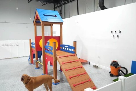 Immobilier commercial à Doral, Floride № 2004862