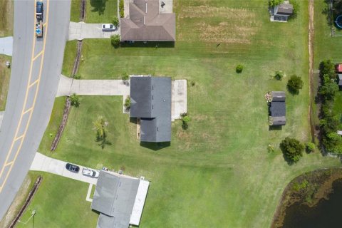 House in Kissimmee, Florida 4 bedrooms, 163.97 sq.m. № 1757124 - photo 26