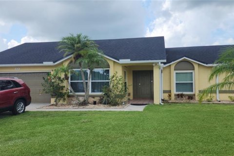 House in Kissimmee, Florida 4 bedrooms, 163.97 sq.m. № 1757124 - photo 1